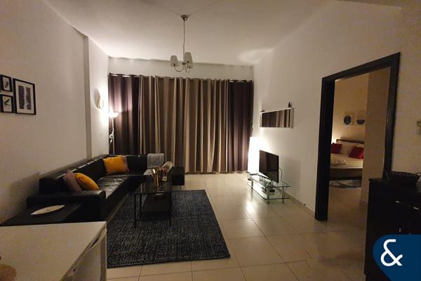 Spacious 1 Bed | Partial Views | 940.98 SqFt